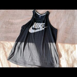 NIKE diamond logo tank